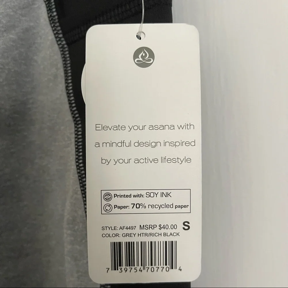 Apana Yoga Lifestyle Leggings with Pockets - Picture 3 of 12